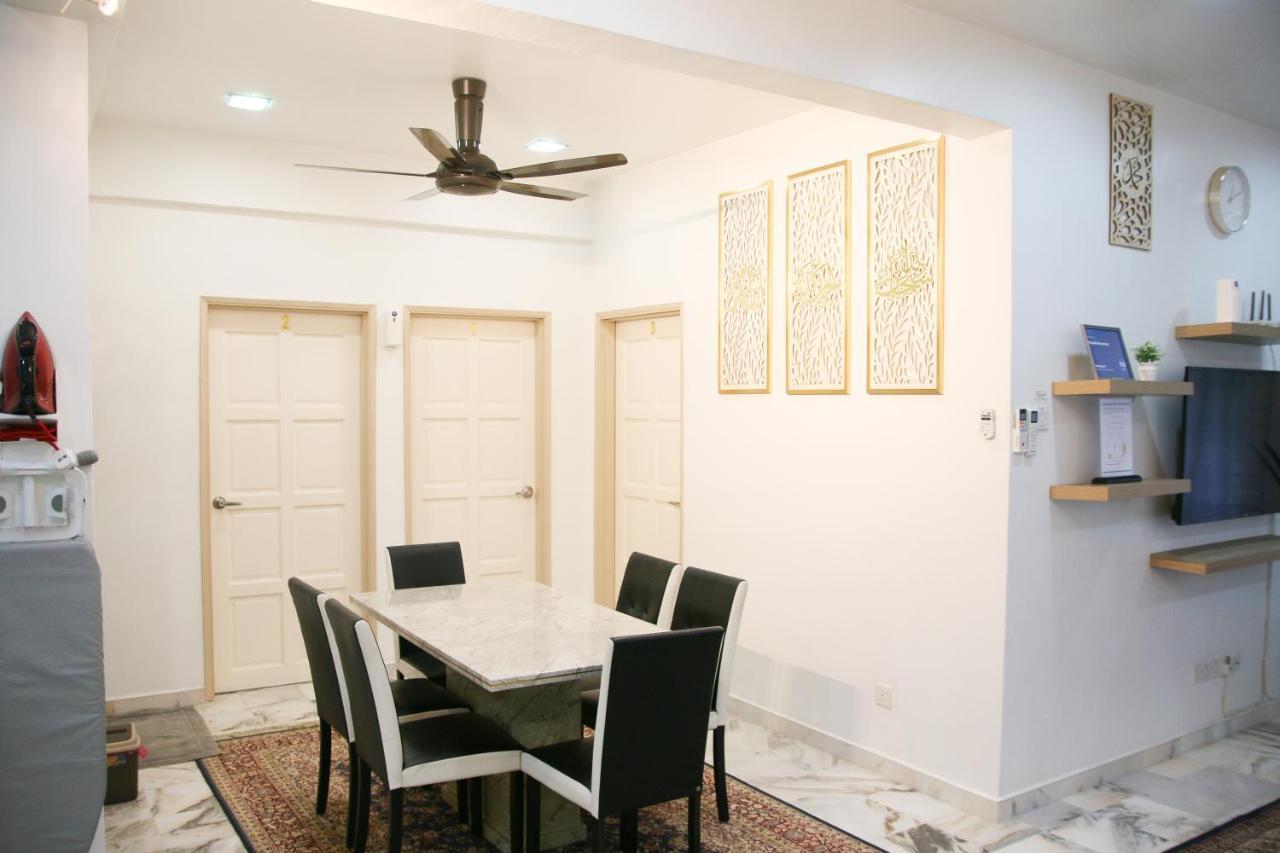 Puteh Homestay ชาห์อาลัม ภายนอก รูปภาพ
